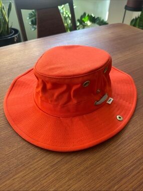 Orange Tilley The Classic T3 Hat - Size 7 3/8 - Unworn